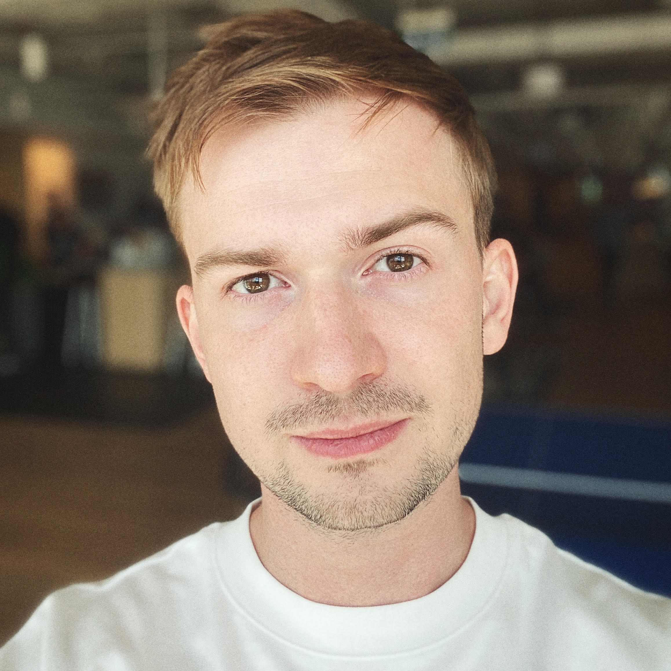 Дмитрий Попов, Sigur sq