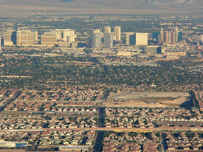 Las_Vegas_Valley_aerial_shot