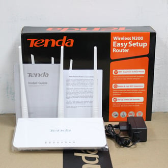 Tenda router