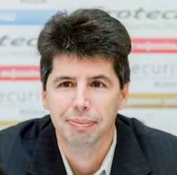 kader_m