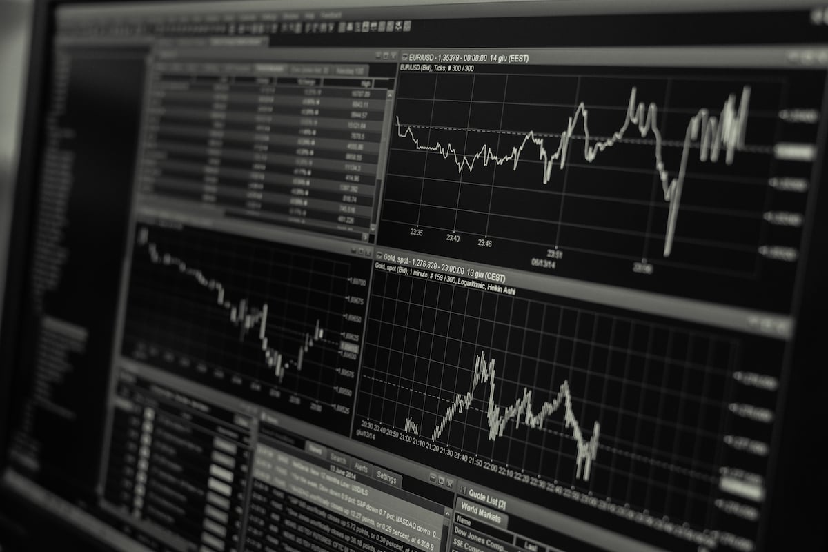 computer-black-and-white-technology-industry-business-monochrome-915026-pxhere.com 2