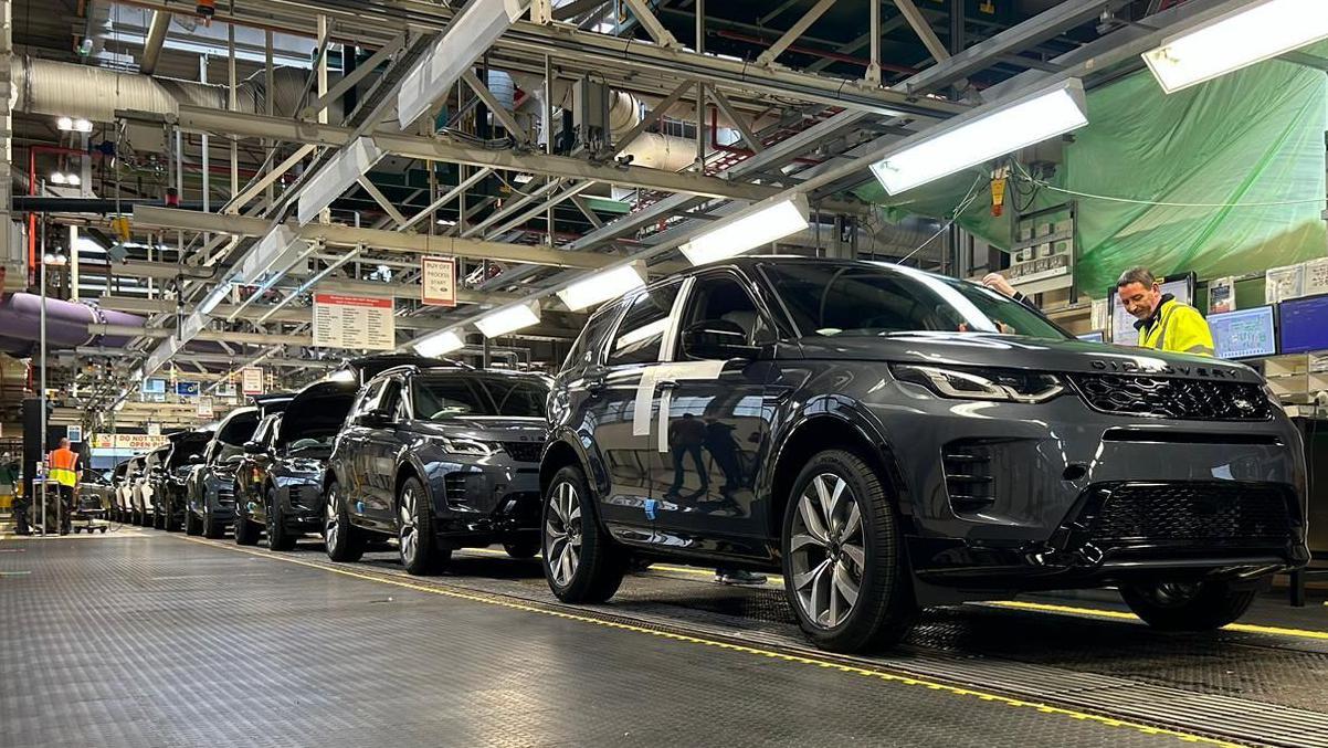 Как кибератака повлияла на финансовые результаты&nbsp;Jaguar Land Rover