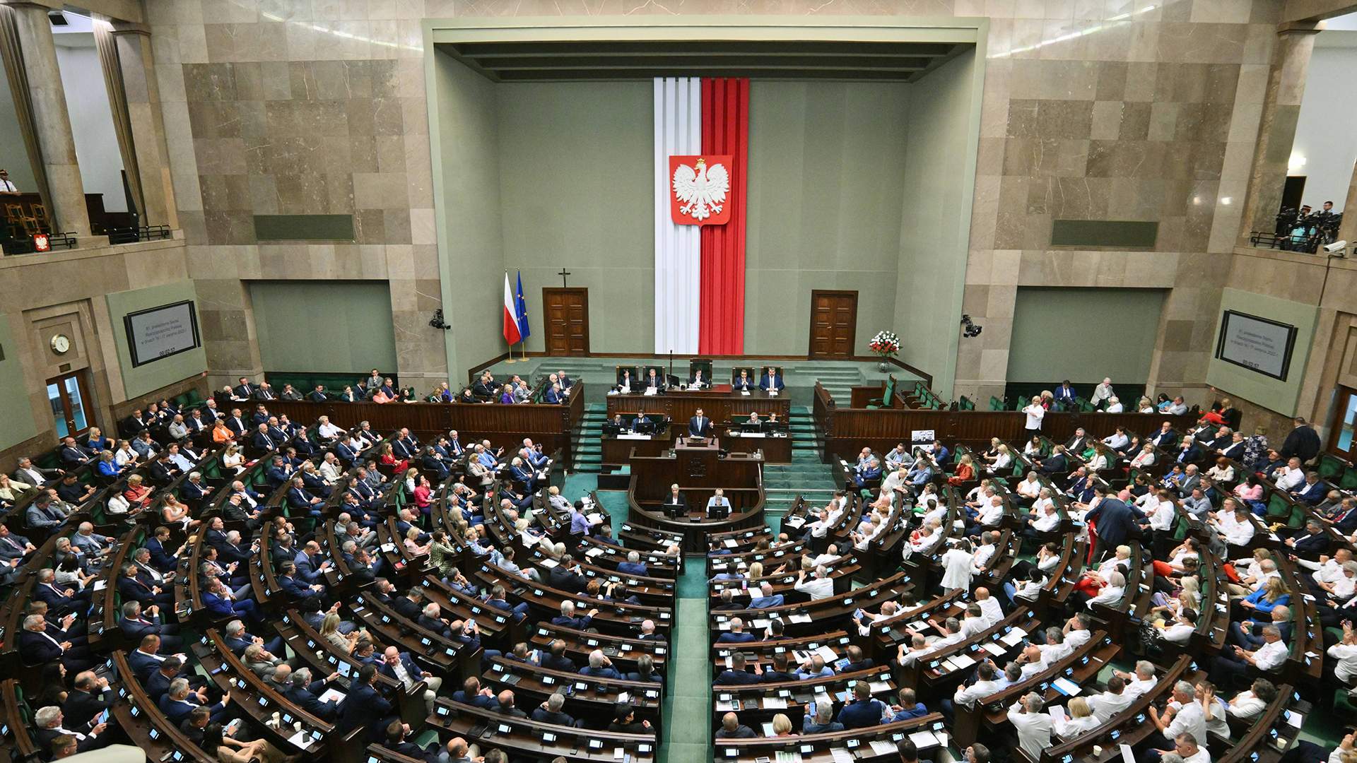 Польское правительство разбирает шпионскую деятельность предыдущего правительства