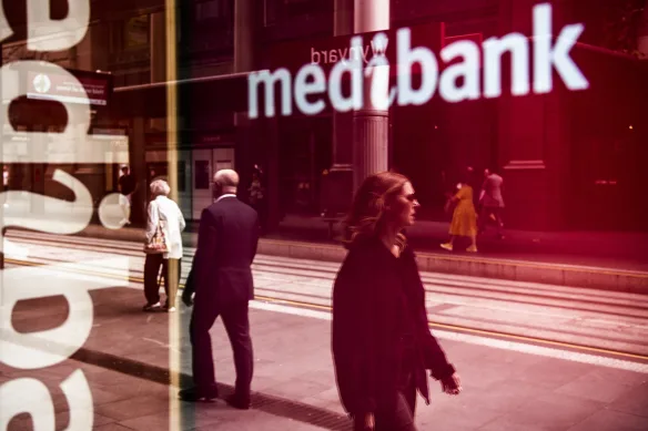 Хакеры начали выкладывать личные данные клиентов Medibank