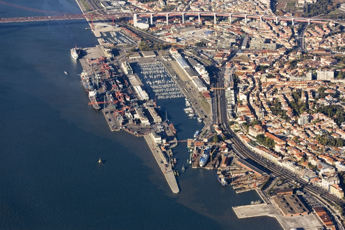 Кибервымогатели атаковали порт Лиссабона