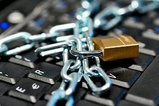 Разработан новый законопроект о быстрой блокировке запрещённых сайтов в России