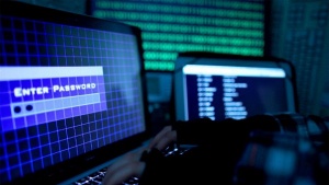 Хакеры проникли в сети ряда сотовых операторов из разных стран