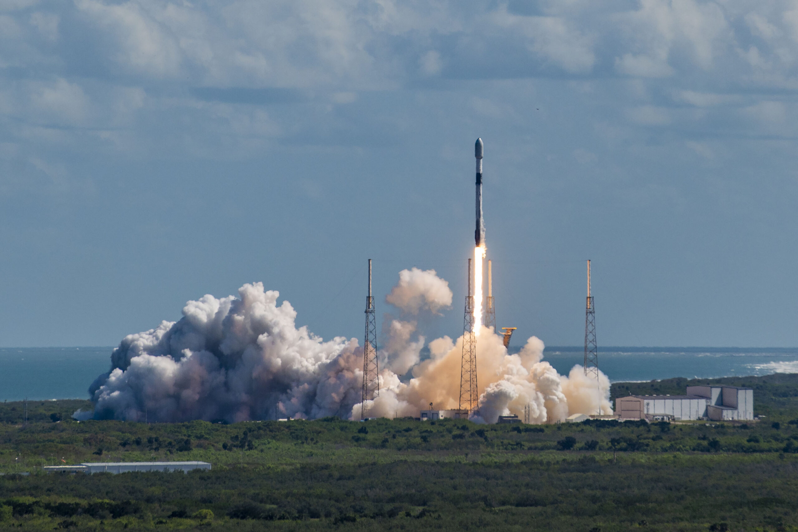Группа LockBit украла схемы ракет SpaceX