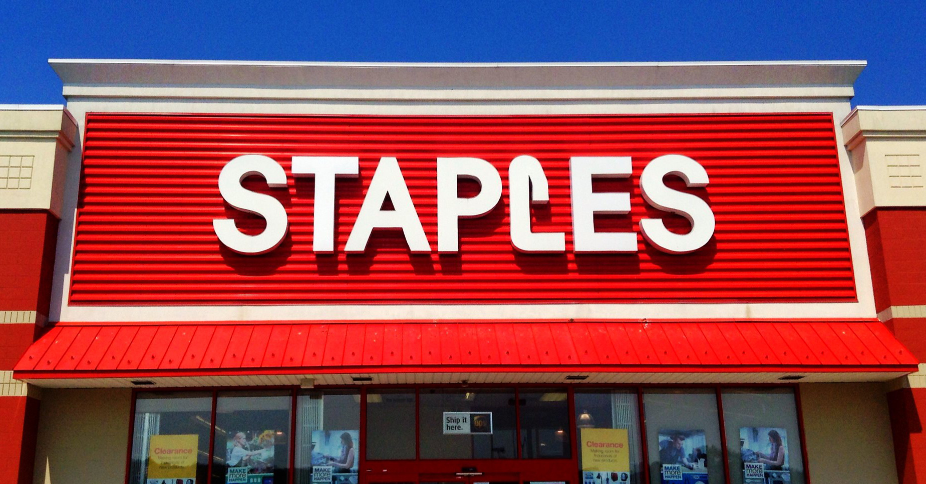 Кибератака вынудила американскую сеть магазинов Staples закрыть доступ к системам короля канцтоваров