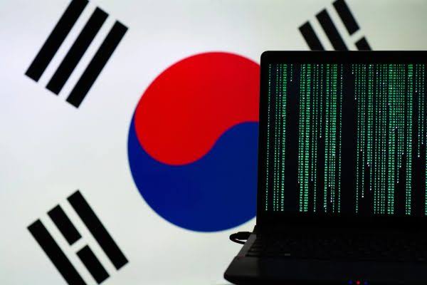 https://thediplomat.com/2025/10/china-hacked-south-koreas-government-but-was-it-really-north-korea/