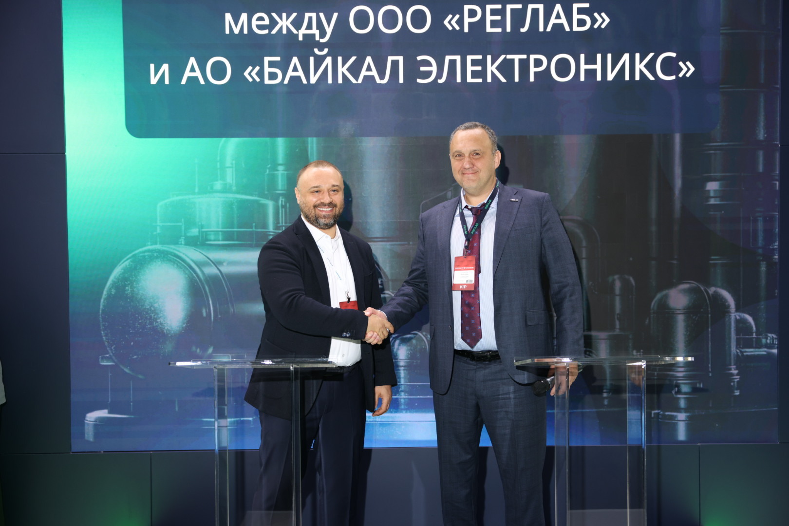«Байкал Электроникс» и РЕГЛАБ заключили миллиардный контракт на поставку микроконтроллеров Baikal U-1000